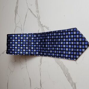 DONALD TRUMP SIGNATURE COLLECTION TIE